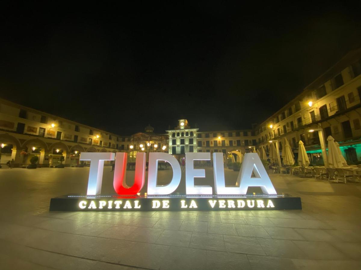 Voila Catedral Apartment Tudela Exterior photo